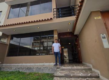 Casa de 4 habitaciones, Lima · Casa de 295 m² Cerca a Parque | 4 Dorm. | Jardín y Terraza | Parám 3 Pisos.