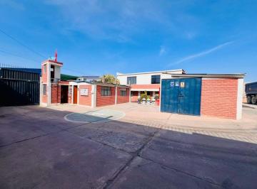 Otros , Arequipa · Local Industrial en Venta en Cerca de La Av Evitamiento