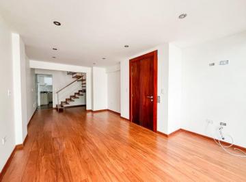 Departamento de 2 habitaciones, Lima · Alquiler Dúplex en Calle Piura Miraflores - 2 Hab 2 Est Área de Servicio Completa