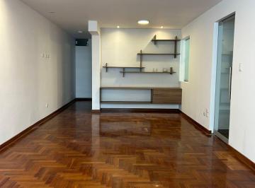 Departamento de 2 habitaciones, Lima · Vendo Dpto. en Primer Piso! Remodelado/ Cerca Al Cc Caminos del Inca