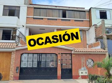 Departamento · 141m² · 4 Dormitorios · 1 Estacionamiento · Venta de Departamento en Primer Piso con Cochera en El Callao