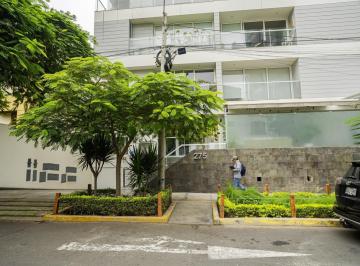 Departamento · 93m² · 1 Dormitorio · 1 Estacionamiento · Departamento de 1 Dormitorio en Alquiler en Miraflores | Cerca a Larcomar
