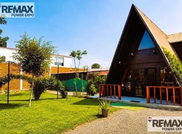 Casa · 200m² · 2 Dormitorios · 2 Estacionamientos · Alquiler de Casa de Campo en Pachacamac