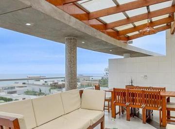 Departamento · 196m² · 3 Dormitorios · 1 Estacionamiento · Se Vende Hermoso Duplex | 196 m² | con Vista Al Mar en Playa Los Pulpos
