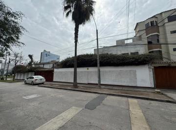 Casa · 612m² · 4 Estacionamientos · Alquiler de Casa en Valle Hermoso