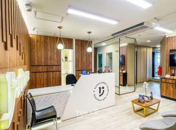 Otros · 101m² · 5 Dormitorios · 2 Estacionamientos · Se Traspasa Clinica Dental en Surco
