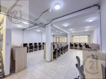 Local comercial · 219m² · 4 Estacionamientos · Venta Amplio Local Comercial Corporativo