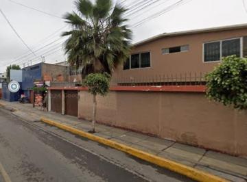 Local comercial · 120m² · 3 Dormitorios · Local Comercial Premium en Matellini – Alta Exposición y Flexibilidad Operativa