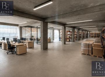 Local comercial · 700m² · 5 Estacionamientos · Alquiler Parcial de Local Industrial I - 2