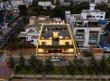 Casa · 576m² · 4 Dormitorios · 4 Estacionamientos · Venta Casa Como Terreno en Corpac San Isidro - Frente de 16 m