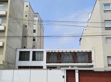 Casa de 1 habitación, Lima · Vendo Casa Como Terreno - 600 m² = Corpac