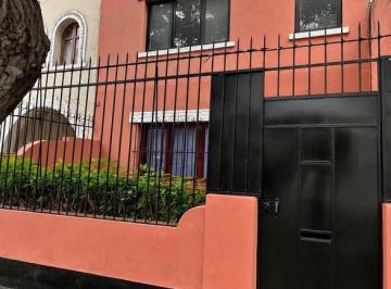 Casa de 2 habitaciones, Lima · Casa 1er Piso Remodelada con Ingreso Independiente