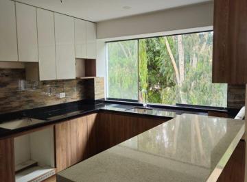 Departamento de 2 habitaciones, Lima · Surco F/parque Duplex de 2 Dorm. $190,000 Inf.