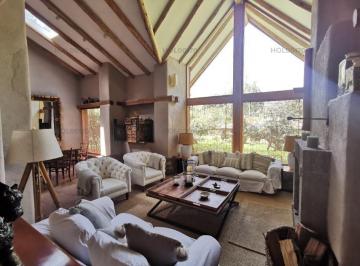 Casa · 245m² · 3 Dormitorios · 1 Estacionamiento · Casa en Condominio en Valle Sagrado - Cusco