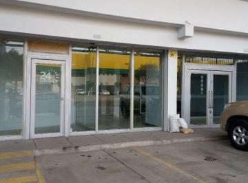Local comercial en Alquiler  La Victoria · Local Comercial 1,180 m² en Primer Piso | 35 m de Frente | 10 Cocheras | Santa Catalina