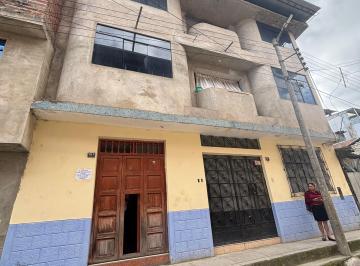 Casa de 8 habitaciones, Chota · Casa de 3 Pisos en La Ciudad de Chota