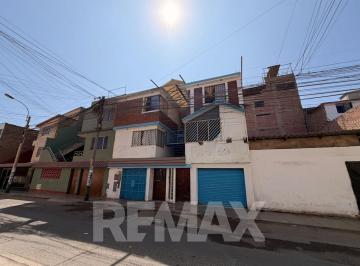 Departamento · 186m² · 3 Dormitorios · 2 Estacionamientos · Departamento de 186 m² - 1er Piso en San Juan de Miraflores