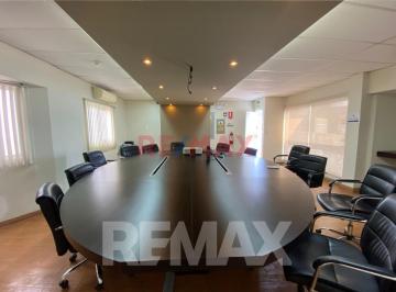 Oficina comercial · 930m² · 12 Dormitorios · 6 Estacionamientos · Se Alquilan Oficinas a Espaldas de Canaval y Moreyra en San Isidro