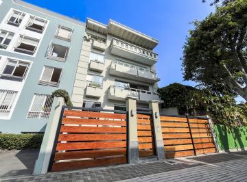 Departamento · 164m² · 3 Dormitorios · 1 Estacionamiento · Vendo Lindo y Moderno Departamento Ubicado en La Mejor Zona de Barranco.