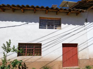 Terreno / Lote , Cusco · ¡Casa Como Terreno! Construye Hasta 5 Pisos en Cusco