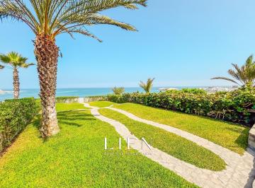 Casa · 288m² · 6 Dormitorios · 2 Estacionamientos · Venta de Casa en Urbanización Miramar