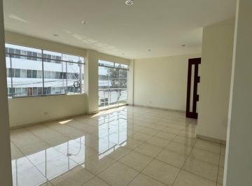 Departamento de 3 habitaciones, Lima · Venta de Flat en Surco