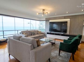 Departamento · 195m² · 2 Dormitorios · 1 Estacionamiento · Alquiler de Departamento Frente Al Mar Amoblado Cerca a Larcomar