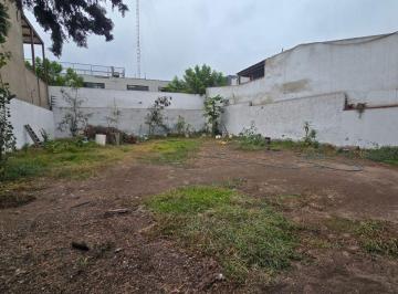 Terreno / Lote , Lima · Se Vende Casa Como Terreno de Alto Potencial en El Derby – Surco