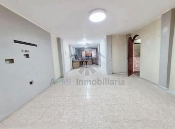 Casa de 6 habitaciones, Chiclayo · ¡Tu Próximo Hogar o Inversión Te Espera! Casa de 2 Pisos a Espaldas de La Universidad César Vallejo