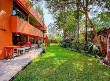 Departamento · 425m² · 4 Dormitorios · 2 Estacionamientos · Departamento Dúplex con Terraza y Piscina