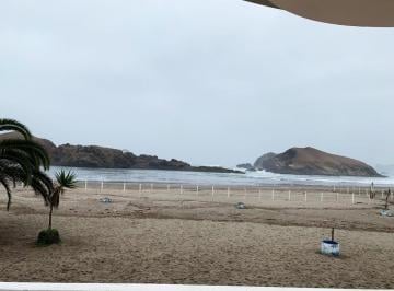 Casa · 619m² · 4 Dormitorios · 4 Estacionamientos · Casa de Playa en Venta en Puerto Viejo, Cañete, Lima