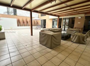 Departamento · 216m² · 3 Dormitorios · 3 Estacionamientos · Departamento Tipo Casa en Venta - Chacarilla | San Borja
