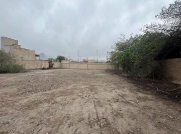 Terreno / Lote · 2500m² · Vendo Terreno con Excelente Ubicación Zona Batallones Santiago de Surco