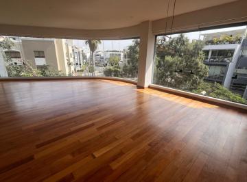 Departamento de 3 habitaciones, Lima · Alquiler o Venta | Departamento | Triplex | Surco | 220 m² | Terraza | 3 Dorm. | 2 Cocheras