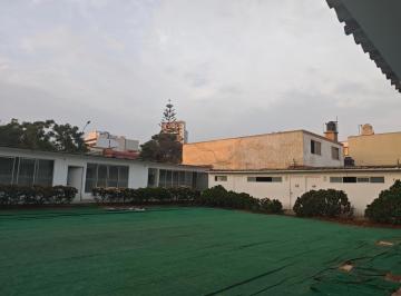 Local comercial · 1635m² · 12 Dormitorios · 10 Estacionamientos · Av Parque Norte. 1,620 m² Ideal Oficinas o Proyectos Inmobiliarios