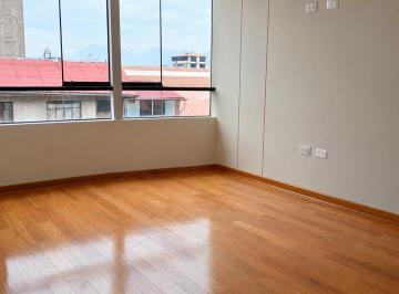 Departamento de 3 habitaciones, Cusco · ¡Vive con Comodidad y Excelente Ubicación en Larapa!