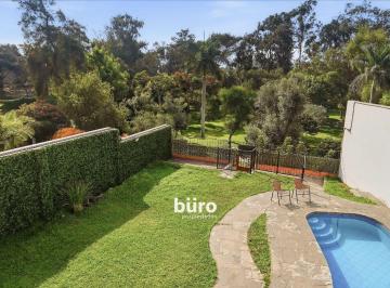 Casa de 4 habitaciones, Lima · Excelente Casa en Venta Vista a Parque en Condominio Britanico, Tomasal, Surco