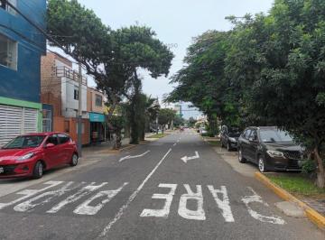 Terreno / Lote · 380m² · 8 Dormitorios · 1 Estacionamiento · Excelente Oportunidad de Inversion en Zona de Fuerte Desarrollo