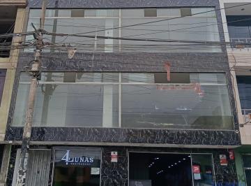 Local comercial · 180m² · Venta de Local Comercial con Una Excelente Ubicacion en Los Olivos