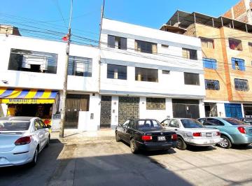 Departamento · 67m² · 3 Dormitorios · Alquiler de Departamento en Alicante - San Luis