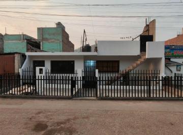 Casa de 2 habitaciones, Lima · Casa Multifamiliar en Venta 2 Unidades Independientes ¡Gran Inversión!