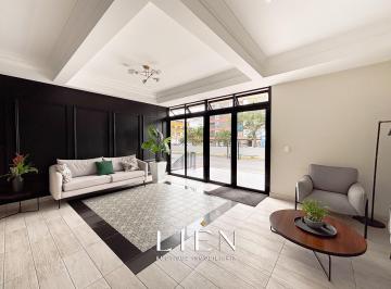 Departamento · 82m² · 2 Dormitorios · Venta Duplex Vista Externa en Edificio Club House en Pueblo Libre