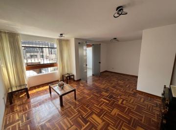 Departamento de 2 habitaciones, Lima · Departamento en Primer Piso con Cochera en Estratégica Zona de Surco