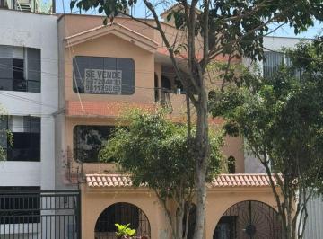 Departamento de 3 habitaciones, Lima · Departamento con Terraza en Sta. Patricia en Venta