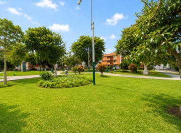 Departamento de 2 habitaciones, Lima · Departamento en Alquiler Frente a Parque – Pueblo Libre