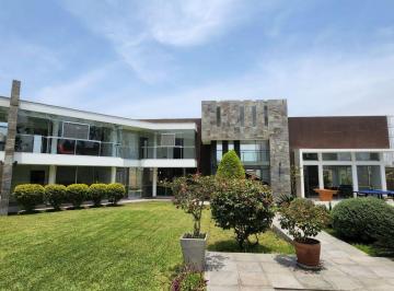 Casa de campo de 4 habitaciones, Lima · Moderna Casa de Campo en Venta en Pachacamac