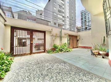 Casa · 268m² · 5 Dormitorios · 2 Estacionamientos · Casa en Venta en La Urb. Santa Cruz, Miraflores