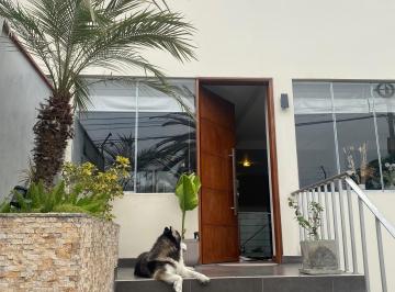 Casa de 4 habitaciones, Lima · Casa en La Molina Vieja