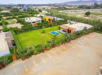 Casa · 123m² · 3 Dormitorios · 6 Estacionamientos · Linda Casa de Campo en Condominio Las Gardenias, a La Altura del Boulevard de Asia