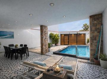 Casa de playa de 6 habitaciones, Lima · Venta Casa de Playa en Punta Hermosa | Urb. Miramar | Piscina | 6 Dorm. | Us$399,900